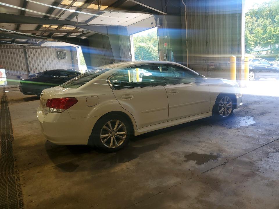 Photo 3 from auction – 2013 SUBARU LEGACY with VIN 4S3BMBG68D3005650
