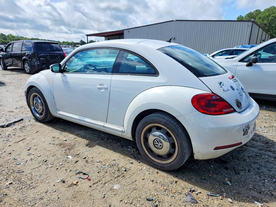 Photo 2 from auction – 2012 VOLKSWAGEN BEETLE with VIN 3VWHP7AT5CM622575