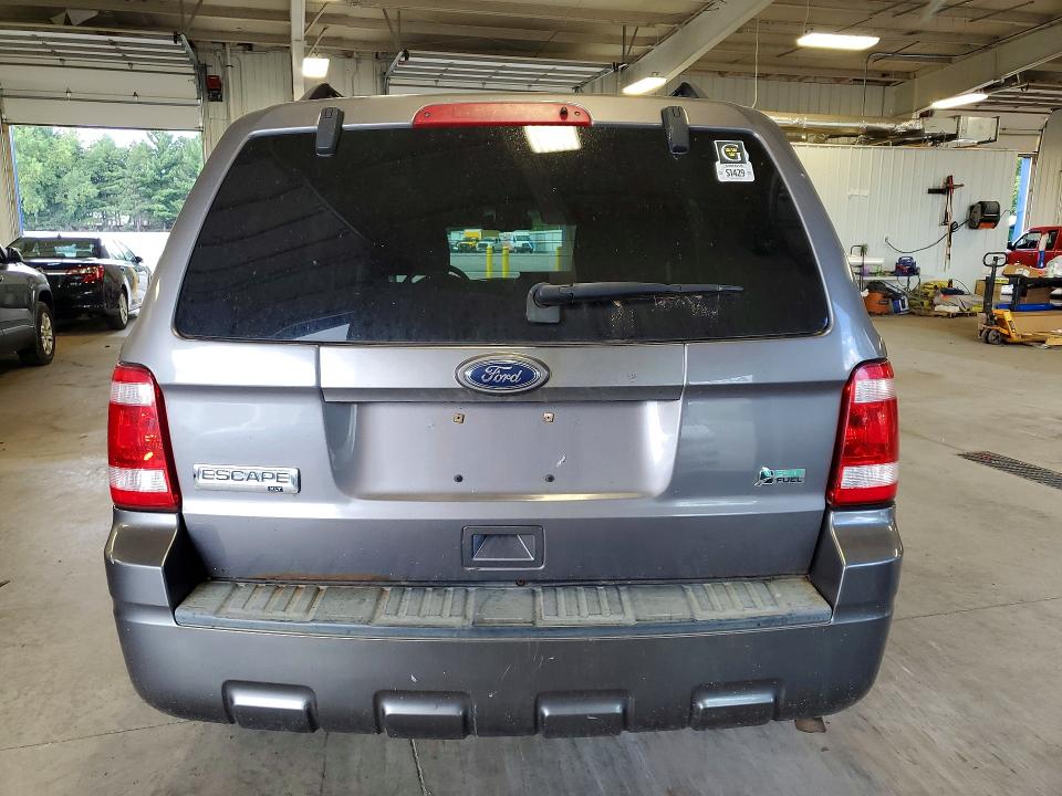 Photo 6 from auction – 2010 FORD ESCAPE with VIN 1FMCU9DG0AKC52250