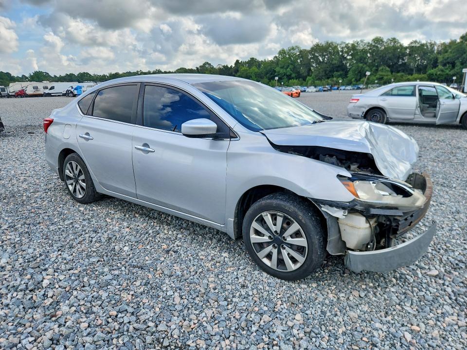 Photo 4 from auction – 2016 NISSAN SENTRA with VIN 3N1AB7AP7GY273393