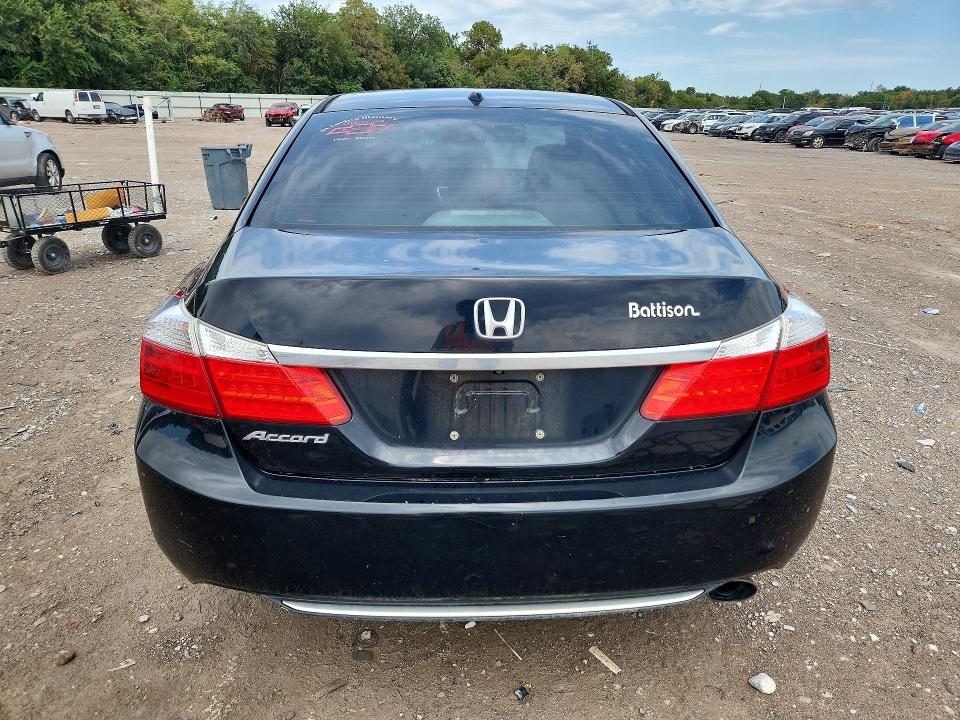 Photo 6 from auction – 2015 HONDA ACCORD with VIN 1HGCR2F84FA274527