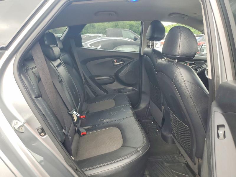 Photo 11 from auction – 2011 HYUNDAI TUCSON with VIN KM8JU3ACXBU273201