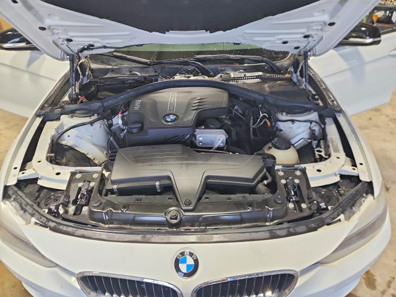 Photo 11 from auction – 2014 BMW 320 with VIN WBA3B1C52EK130665