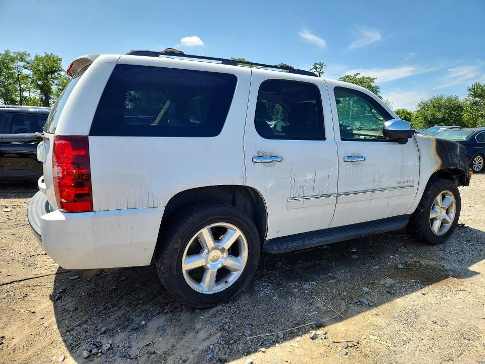 Снимка 3 от търг – 2009 CHEVROLET TAHOE с VIN 1GNFK33069R127434