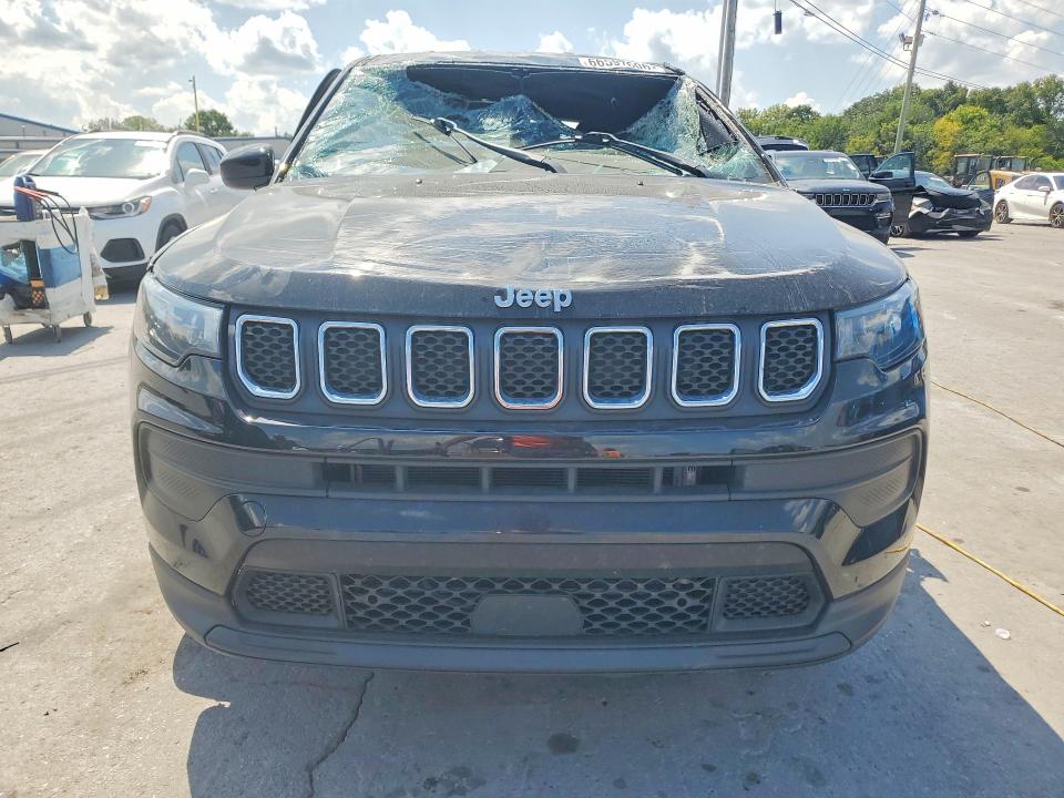 Foto 5 de la subasta – 2023 JEEP COMPASS con VIN 3C4NJDAN3PT515530