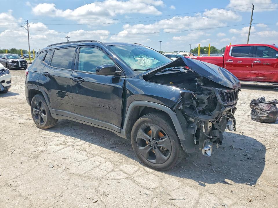 Photo 4 from auction – 2018 JEEP COMPASS with VIN 3C4NJDBB0JT395522