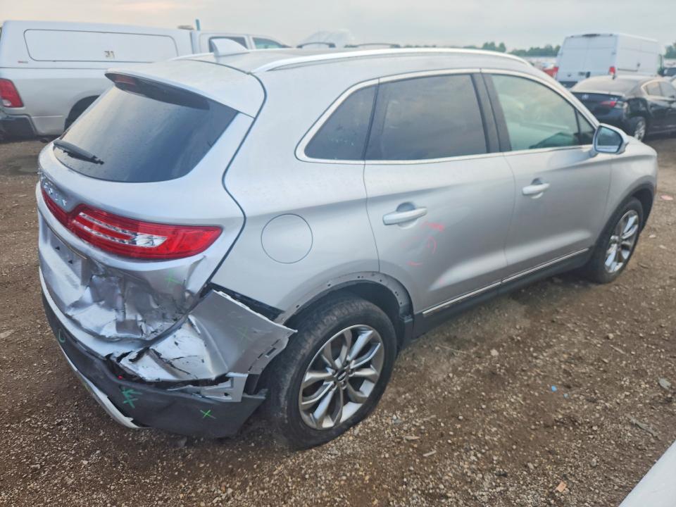 Photo 3 from auction – 2019 LINCOLN MKC with VIN 5LMCJ2D95KUL22281