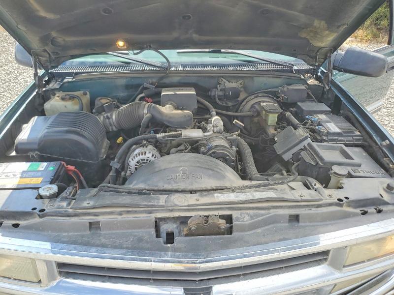 Photo 12 from auction – 1997 CHEVROLET SUBURBAN with VIN 3GNFK16R8VG117402