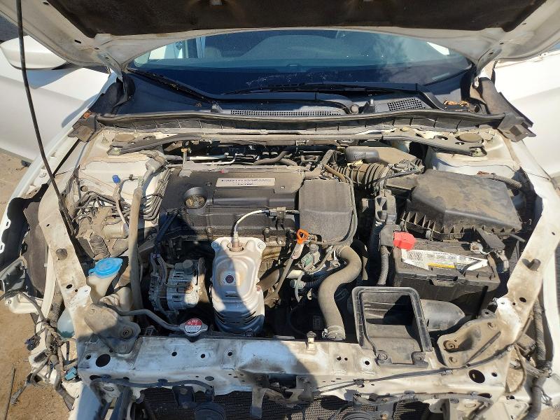 Photo 11 from auction – 2015 HONDA ACCORD with VIN 1HGCR2F5XFA189276