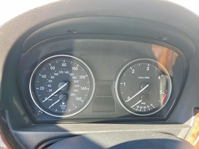 Photo 9 from auction – 2011 BMW 335 with VIN WBAPN7C59BA782101