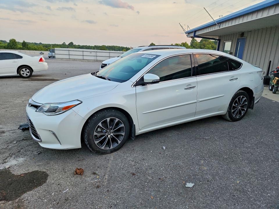 TOYOTA AVALON 2017 с VIN 4T1BK1EB0HU257646 - Снимка от търг