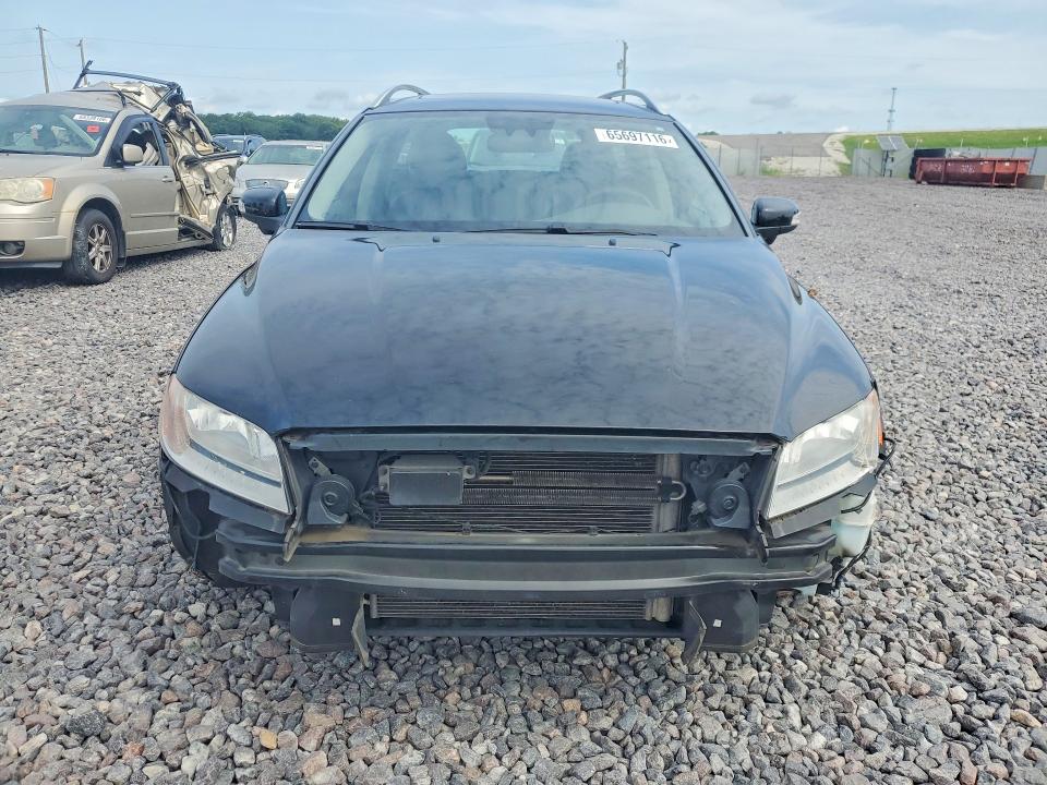 Photo 5 from auction – 2010 VOLVO V70 with VIN YV1982BW6A1139343