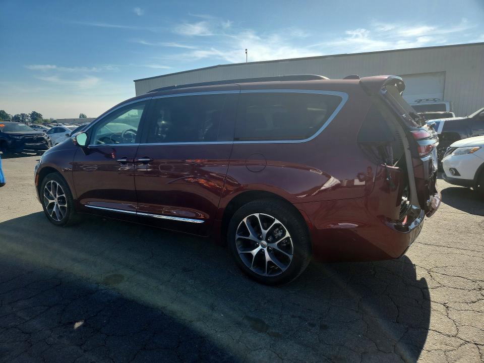 Photo 2 from auction – 2022 CHRYSLER PACIFICA with VIN 2C4RC3GGXNR174514
