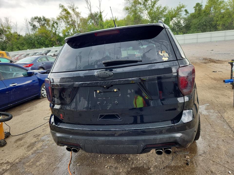 Photo 6 from auction – 2018 FORD EXPLORER with VIN 1FM5K8GT4JGA38320