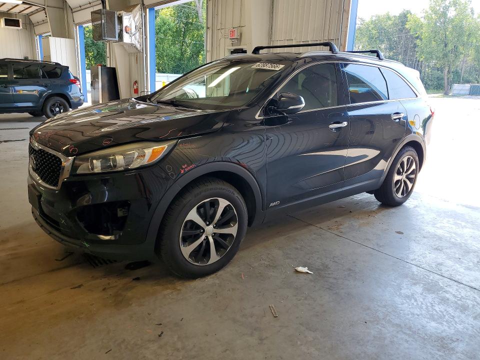 KIA SORENTO 2017 with VIN 5XYPHDA14HG284454 - Photo from auction