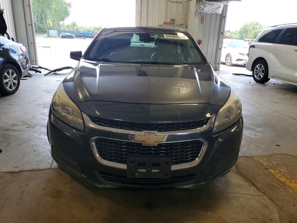 Photo 5 from auction – 2015 CHEVROLET MALIBU with VIN 1G11C5SLXFF156819