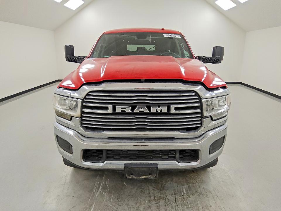Photo 5 from auction – 2019 RAM 2500 with VIN 3C6UR5DL5KG611107