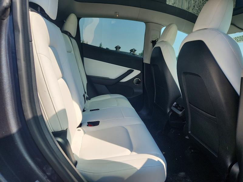 Photo 11 from auction – 2020 TESLA MODEL Y with VIN 5YJYGDEEXLF058701