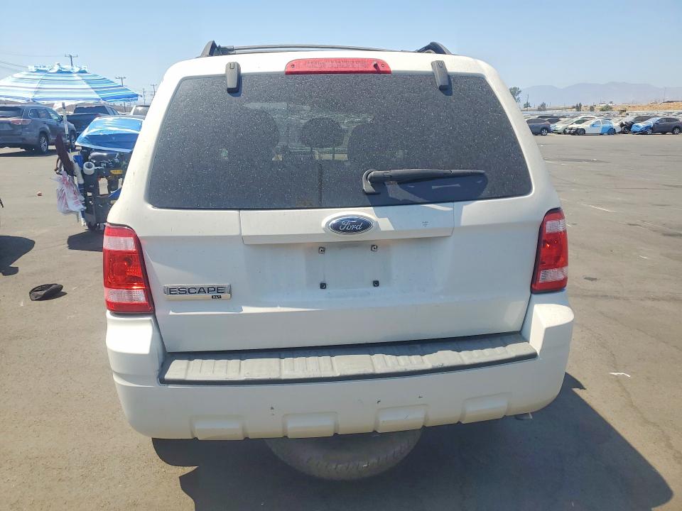 Photo 6 from auction – 2009 FORD ESCAPE with VIN 1FMCU03G69KC85391
