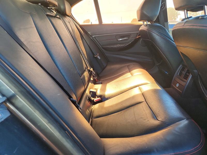 Photo 10 from auction – 2013 BMW 328 with VIN WBA3A5C54DJ462556