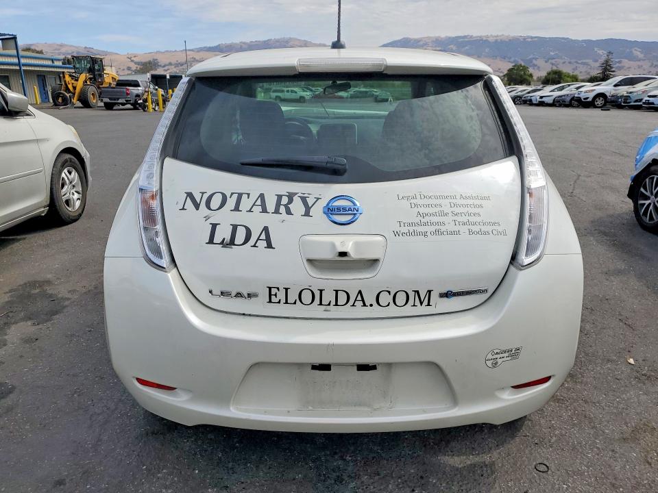Photo 6 from auction – 2016 NISSAN LEAF with VIN 1N4AZ0CP0GC308786