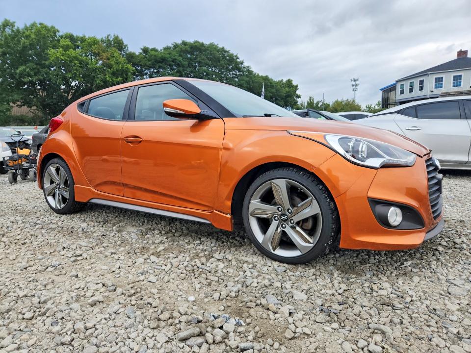 Photo 4 from auction – 2013 HYUNDAI VELOSTER with VIN KMHTC6AE9DU169302
