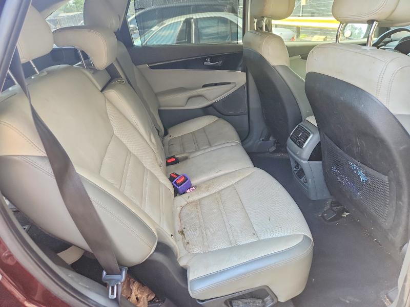 Photo 11 from auction – 2016 KIA SORENTO with VIN 5XYPKDA59GG134942