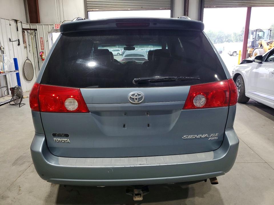 Photo 6 from auction – 2006 TOYOTA SIENNA with VIN 5TDBA22C76S069170