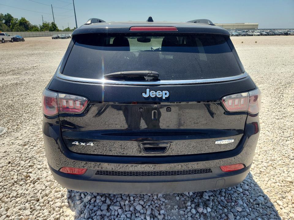 Снимка 6 от търг – 2019 JEEP COMPASS с VIN 3C4NJDBB0KT754790