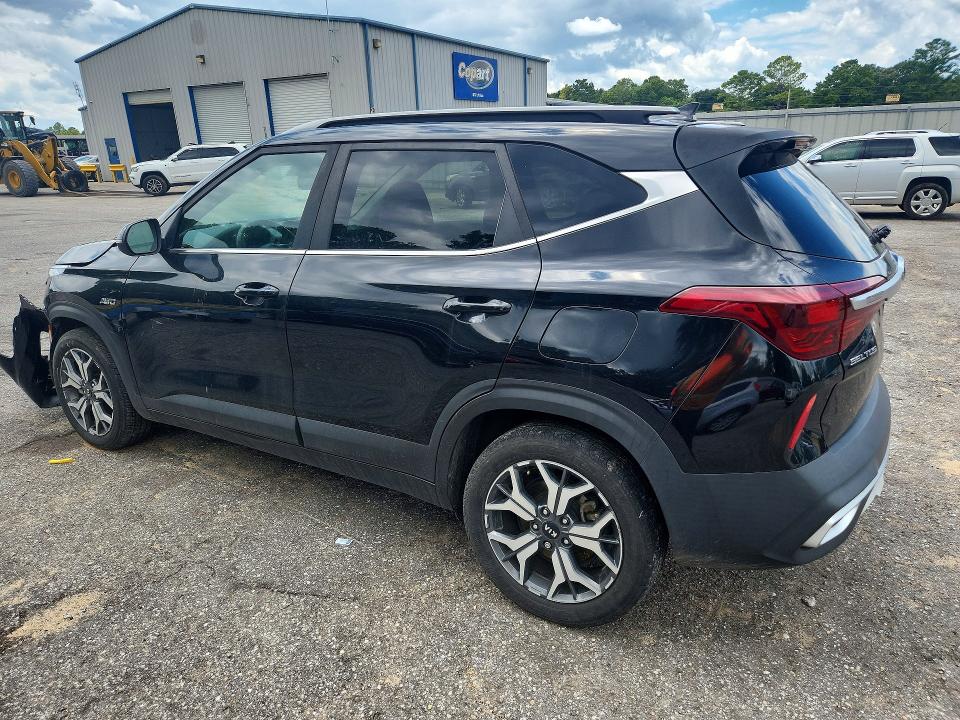 Photo 2 from auction – 2021 KIA SELTOS with VIN KNDERCAAXM7088489