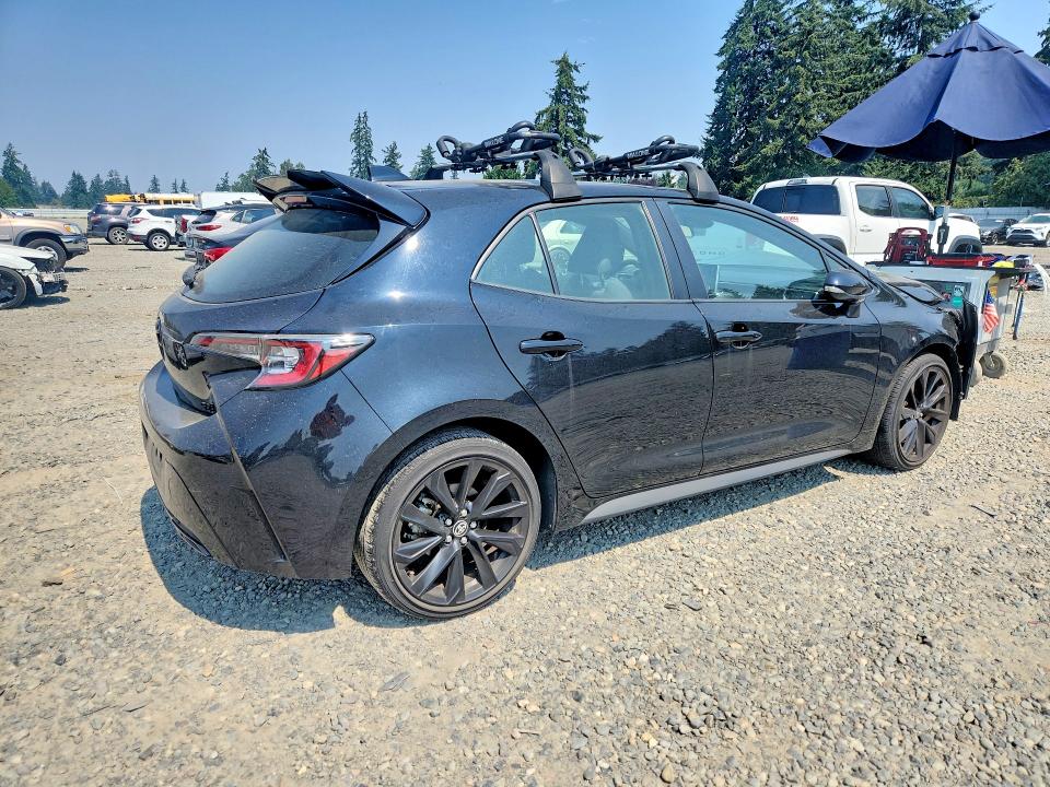 Photo 3 from auction – 2021 TOYOTA COROLLA HATCHBACK with VIN JTND4MBE1M3124476