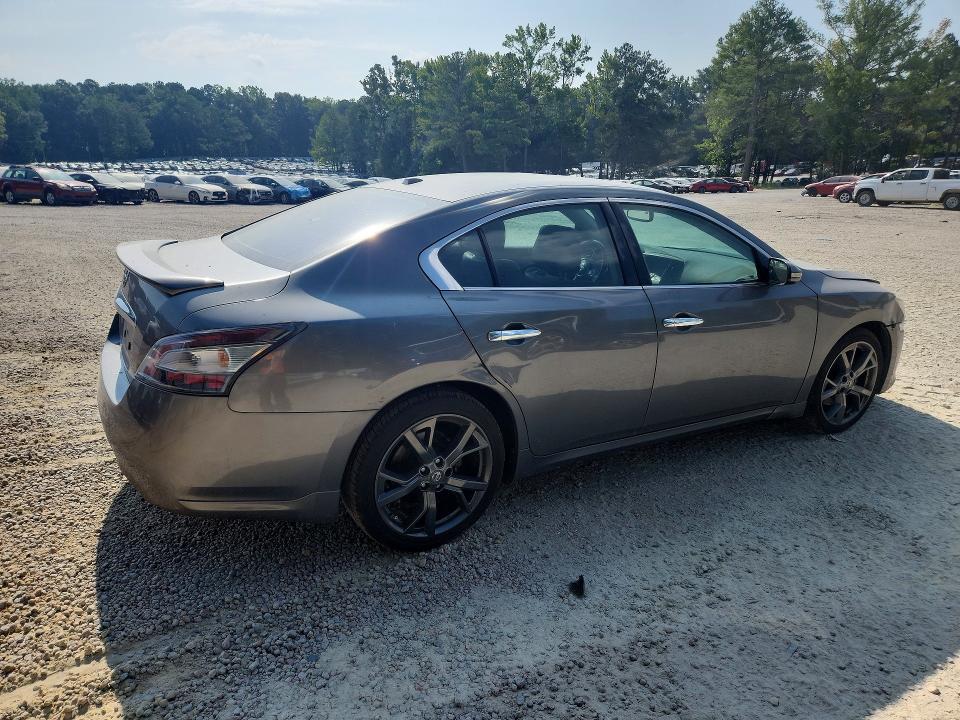 صورة رقم 3 من المزاد - 2014 NISSAN MAXIMA مع VIN 1N4AA5AP4EC913401