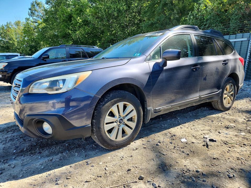 SUBARU OUTBACK 2015 with VIN 4S4BSACC2F3298391 - Photo from auction