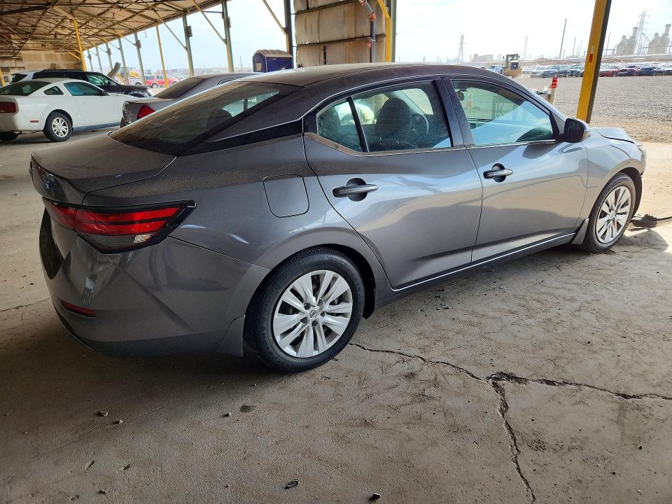 Photo 3 from auction – 2021 NISSAN SENTRA with VIN 3N1AB8BV3MY266522