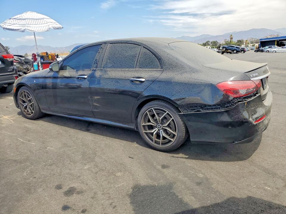 Photo 2 from auction – 2022 MERCEDES-BENZ E with VIN W1KZF8DB3NB025699