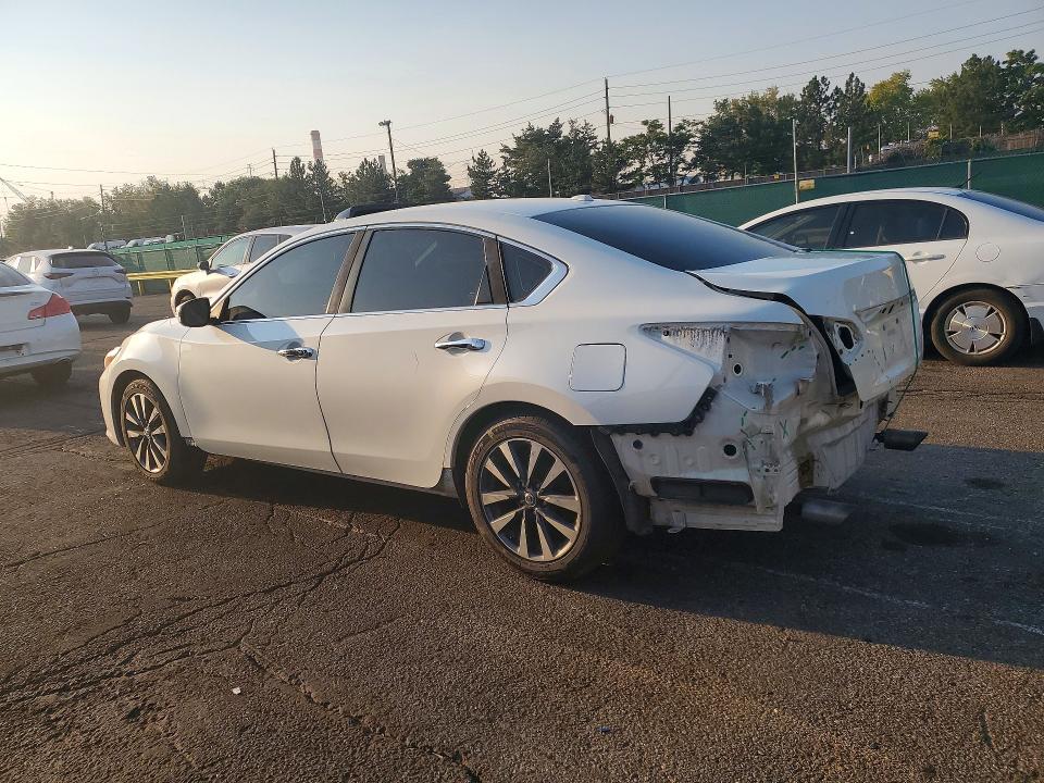 Photo 2 from auction – 2017 NISSAN ALTIMA with VIN 1N4AL3AP6HC130597