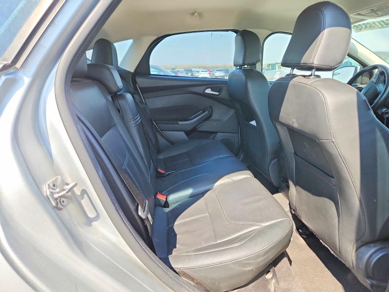Photo 10 from auction – 2015 FORD FOCUS with VIN 1FADP3K2XFL255751