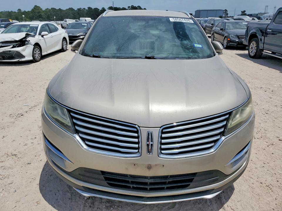 Photo 5 from auction – 2015 LINCOLN MKC with VIN 5LMCJ1A99FUJ31676
