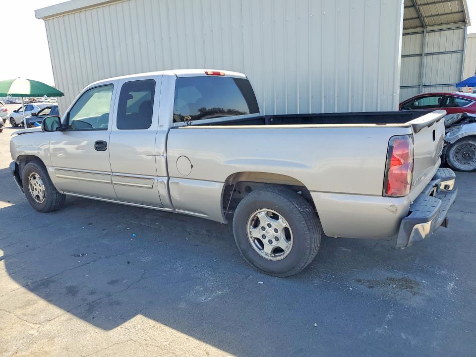 Photo 2 from auction – 2004 CHEVROLET SILVERADO with VIN 2GCEC19T541225508