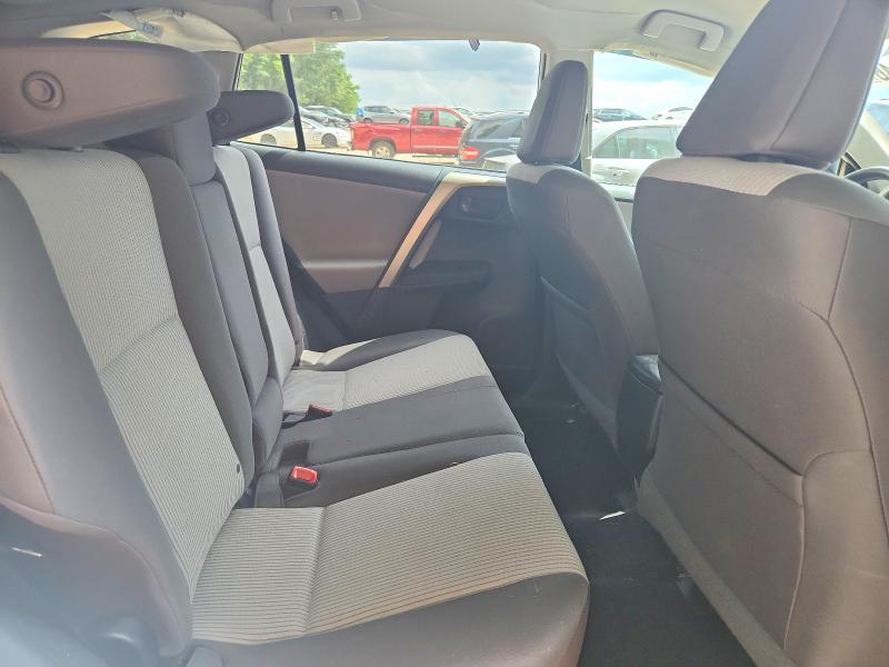 Photo 10 from auction – 2014 TOYOTA RAV4 with VIN 2T3ZFREV1EW116177