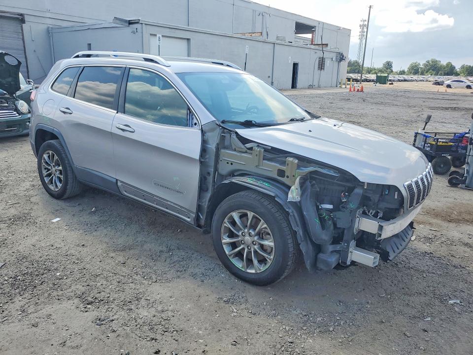 Photo 4 from auction – 2019 JEEP CHEROKEE with VIN 1C4PJLLX0KD301580