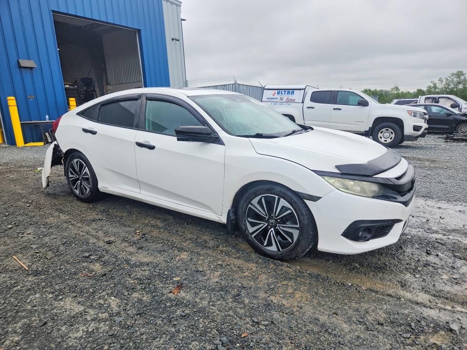 Photo 4 from auction – 2016 HONDA CIVIC with VIN 2HGFC1F48GH105037