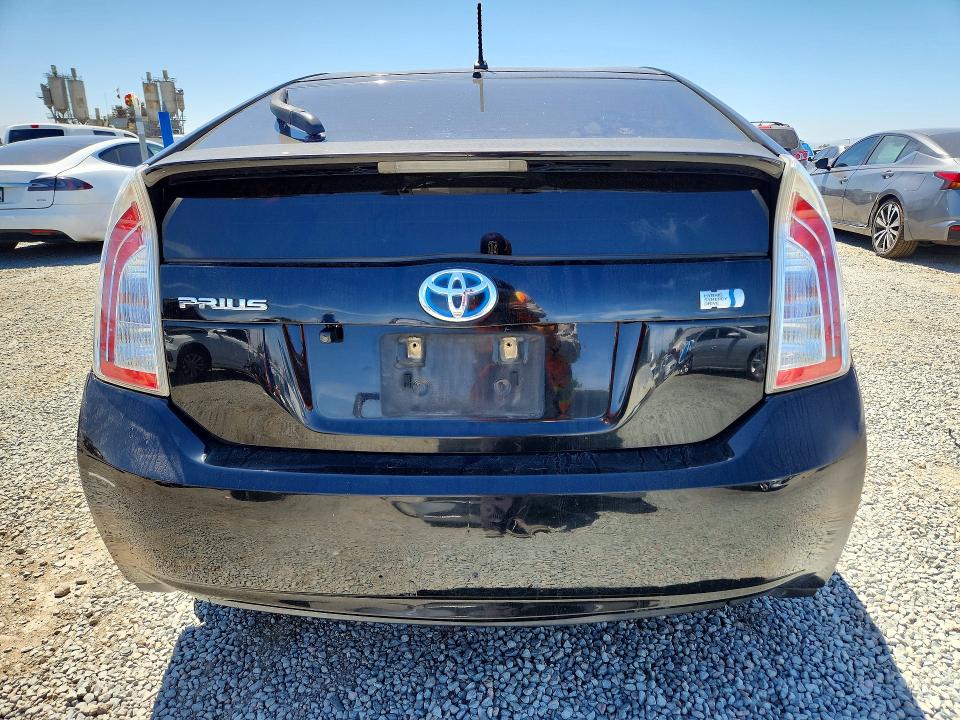 Photo 6 from auction – 2013 TOYOTA PRIUS with VIN JTDKN3DU9D5637471