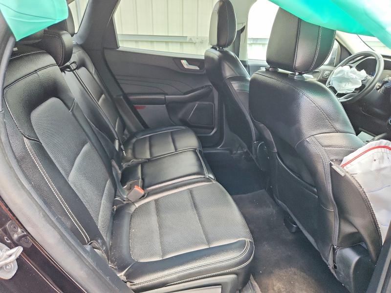 Photo 11 from auction – 2022 FORD ESCAPE with VIN 1FMCU0H68NUA04609