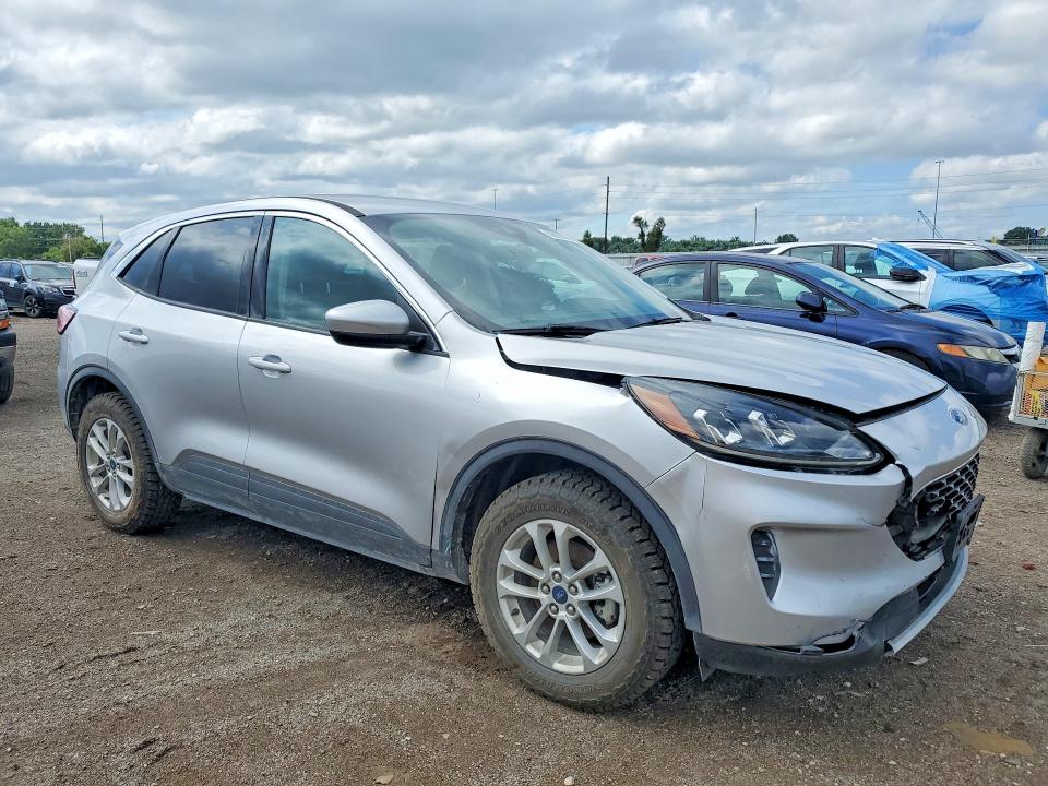 Photo 4 from auction – 2020 FORD ESCAPE with VIN 1FMCU9G65LUA10662