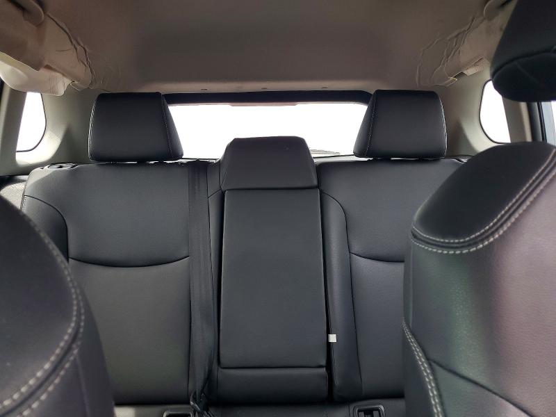 Photo 10 from auction – 2023 TOYOTA COROLLA CROSS with VIN 7MUDAABG0PV072487