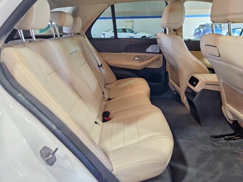 Photo 11 from auction – 2020 MERCEDES-BENZ GLE with VIN 4JGFB4KB2LA010422
