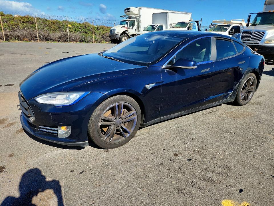 TESLA MODEL S 2014 with VIN 5YJSA1H11EFP48094 - Photo from auction