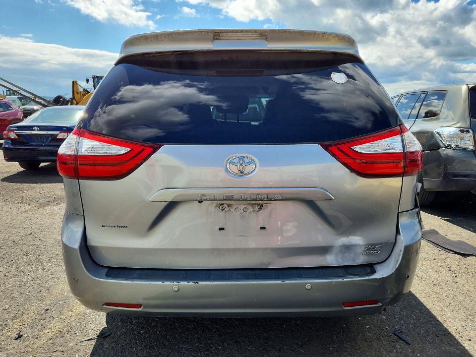 Photo 6 from auction – 2015 TOYOTA SIENNA with VIN 5TDDK3DC0FS100445