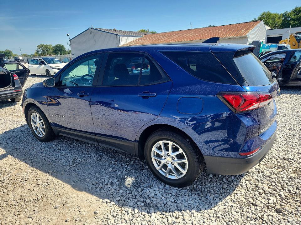 Photo 2 from auction – 2022 CHEVROLET EQUINOX with VIN 3GNAXHEVXNS106403